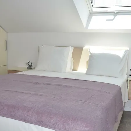 Marlin Apartment